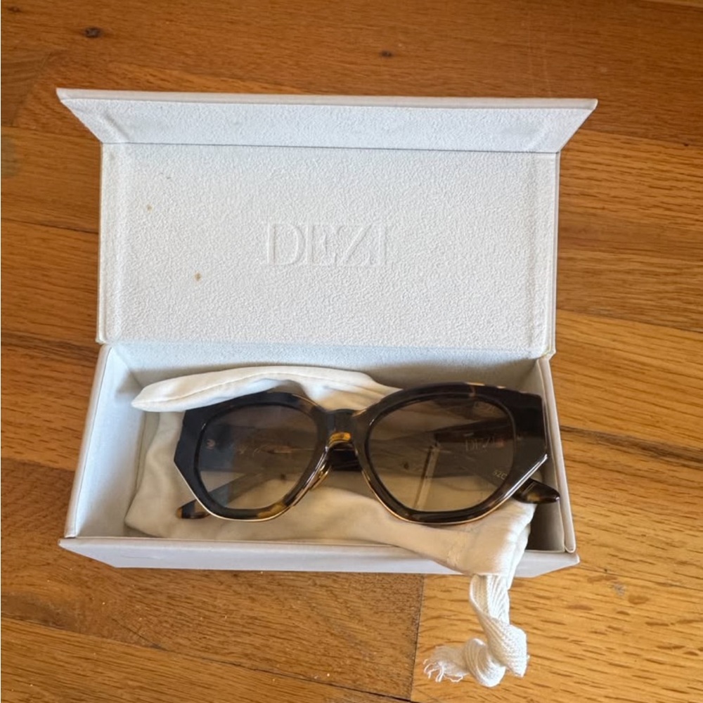 Dezi Charge It Tortoise Shell Sunglasses